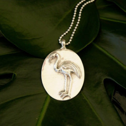 Flamingo mit Silberkette
