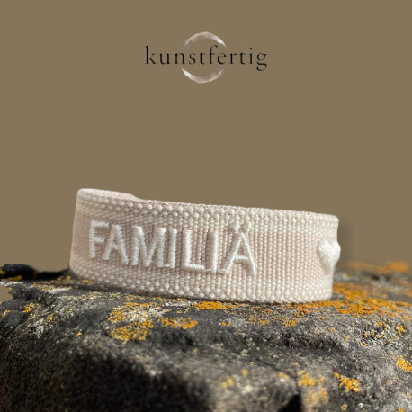 FAMILIÄ